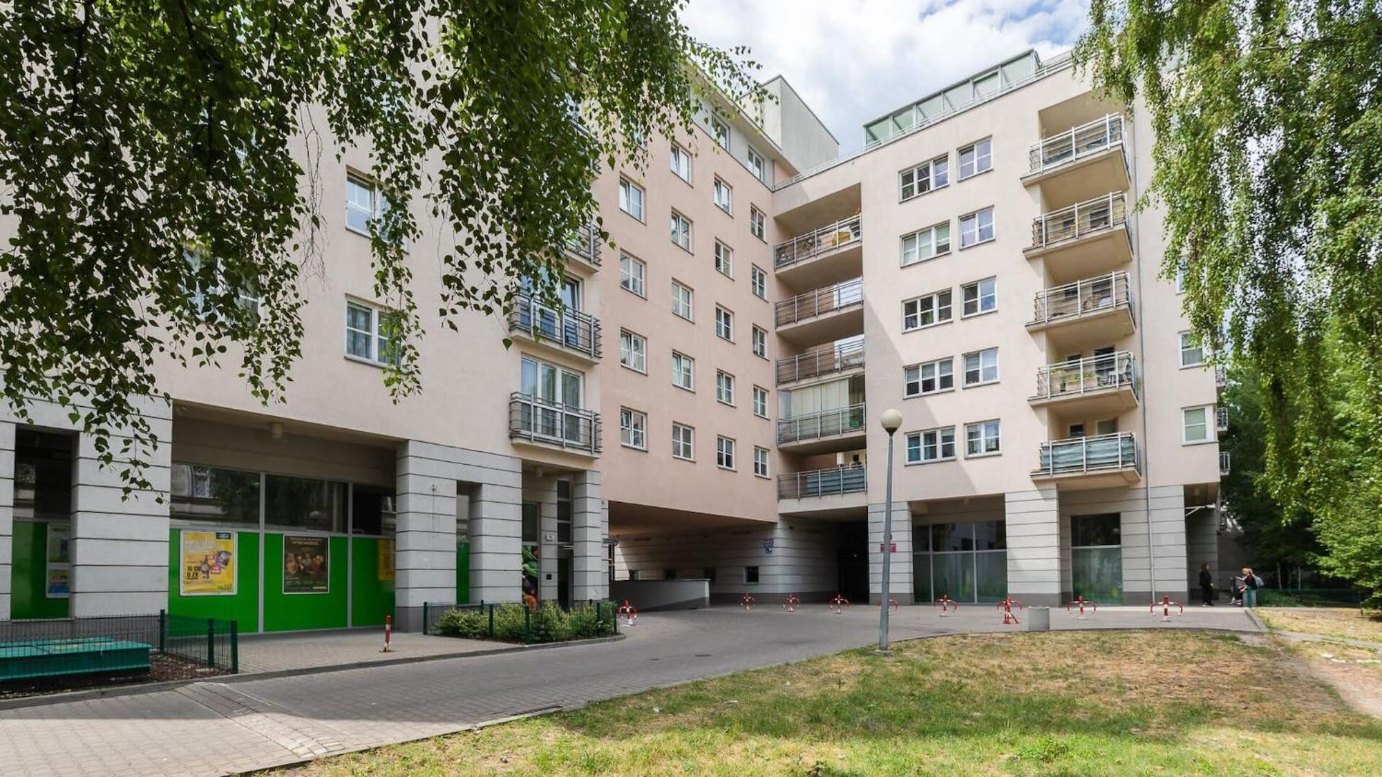 Elektoralna 12A - Colorful Apartment With Balcony By Noclegi Renters Варшава Екстер'єр фото